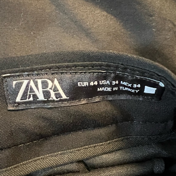 Zara slim fit black suit - jacket 52 and pants 44 - Picture 7 of 7